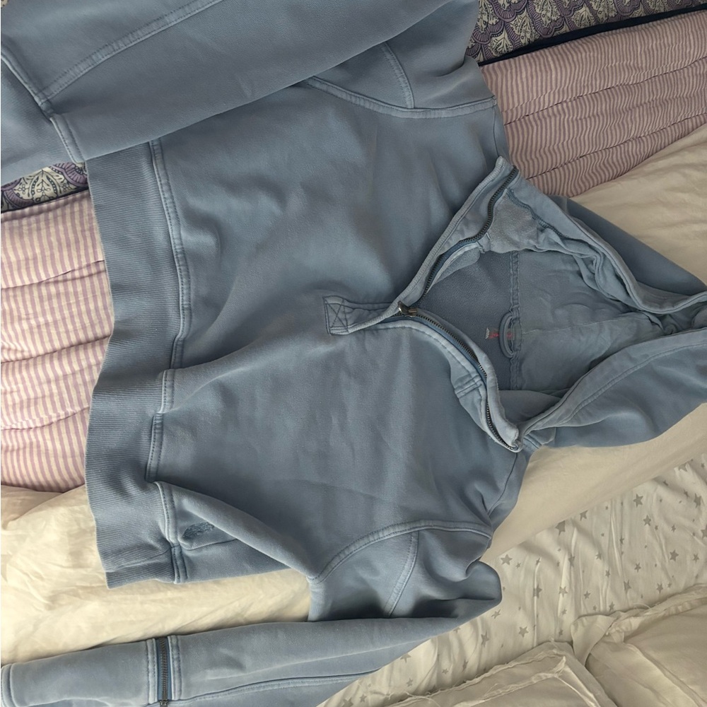 FP movement zip up